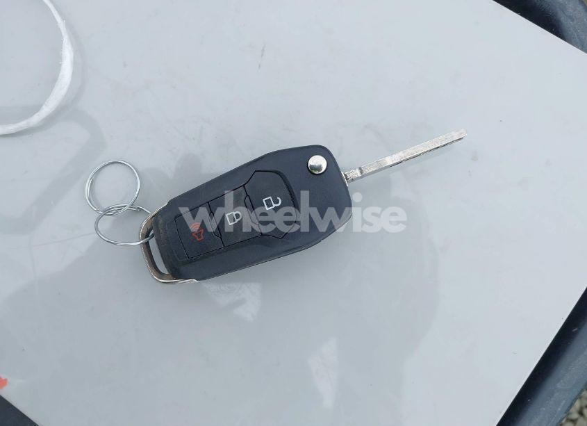 Photo 11 of 2024 Ford Maverick XLT (VIN 3FTTW8J92RRA72046)