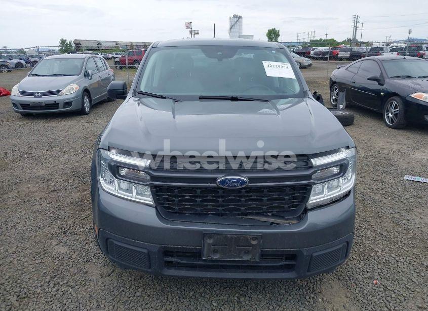 Photo 13 of 2024 Ford Maverick XLT (VIN 3FTTW8J92RRA72046)