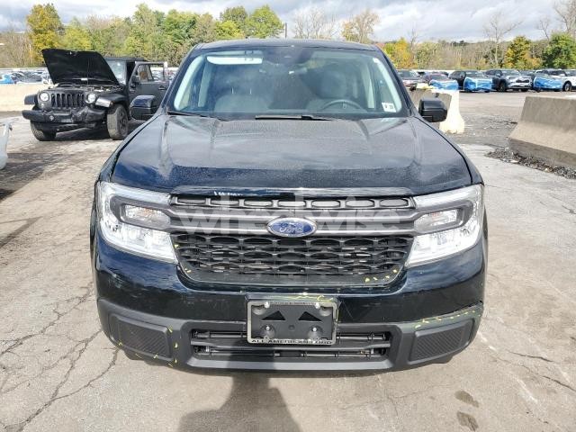 Photo 3 of 2024 FORD MAVERICK XLT (VIN 3FTTW8J93RRB01070)