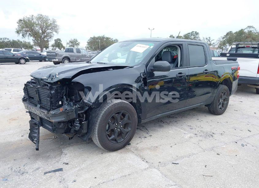 Photo 2 of 2024 Ford Maverick XLT (VIN 3FTTW8J95RRA32639)