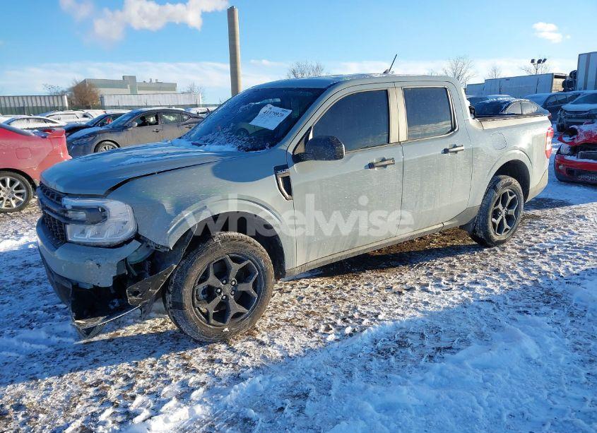 Photo 2 of 2024 Ford Maverick XLT (VIN 3FTTW8J95RRA56486)