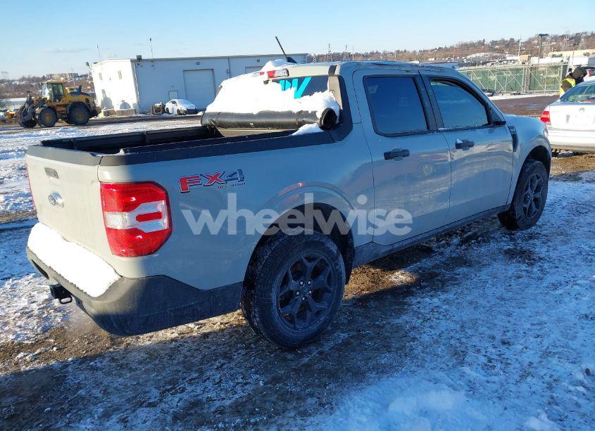 Photo 4 of 2024 Ford Maverick XLT (VIN 3FTTW8J95RRA56486)