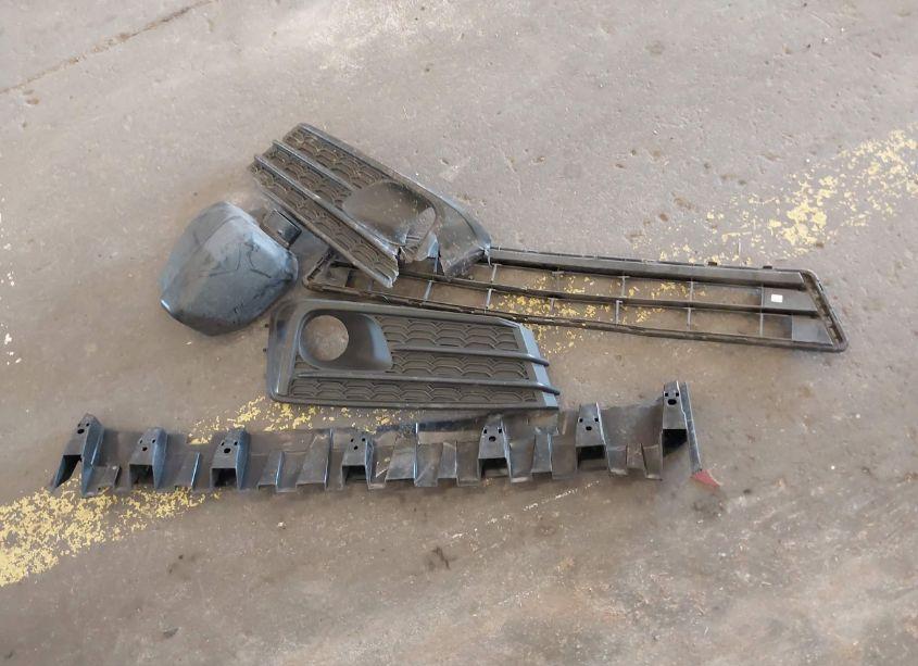 Photo 12 of 2024 Ford Maverick XLT (VIN 3FTTW8J97RRB02626)