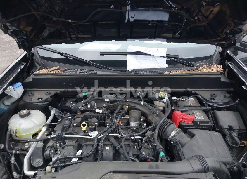 Photo 10 of 2024 Ford Maverick XLT (VIN 3FTTW8J99RRA25533)