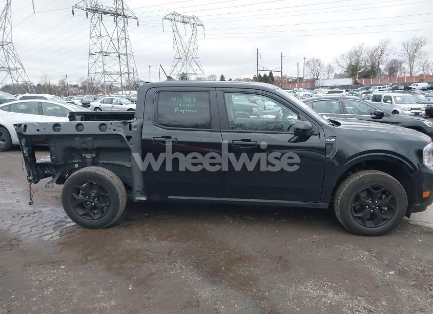 Photo 13 of 2024 Ford Maverick XLT (VIN 3FTTW8J99RRA25533)
