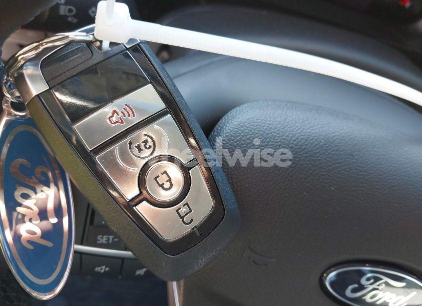 Photo 11 of 2025 Ford Maverick XLT (VIN 3FTTW8JAXSRA16405)