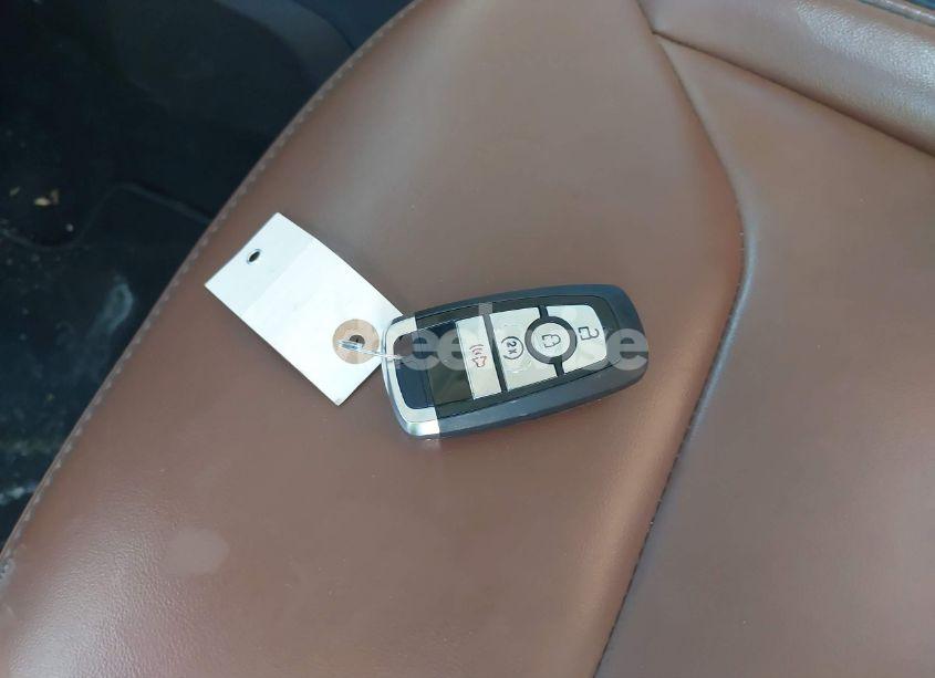 Photo 11 of 2024 Ford Maverick LARIAT (VIN 3FTTW8M33RRA38057)