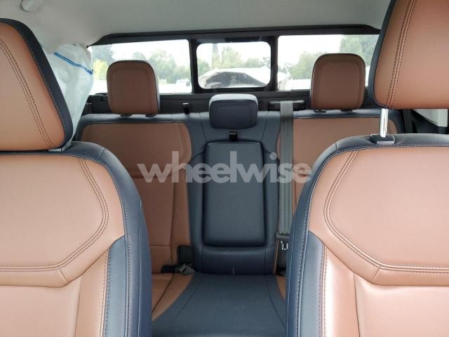 Photo 12 of 2024 FORD MAVERICK LARIAT (VIN 3FTTW8M33RRB78092)