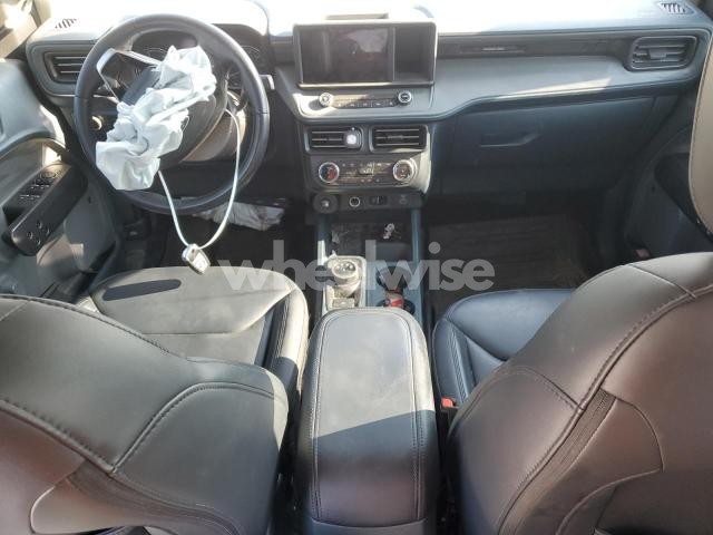 Photo 4 of 2024 FORD MAVERICK LARIAT (VIN 3FTTW8M34RRA39489)