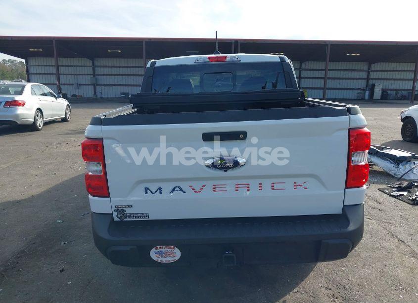 Photo 17 of 2024 Ford Maverick LARIAT (VIN 3FTTW8M36RRA99306)