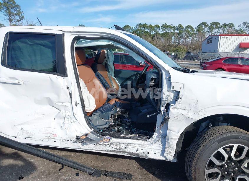 Photo 6 of 2024 Ford Maverick LARIAT (VIN 3FTTW8M36RRA99306)