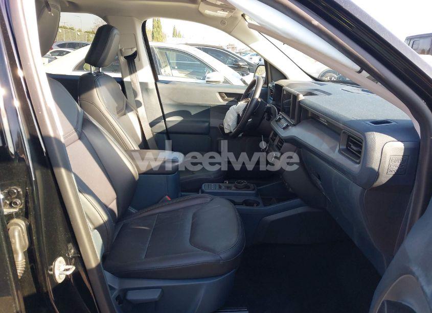 Photo 5 of 2024 Ford Maverick LARIAT (VIN 3FTTW8M36RRB00065)