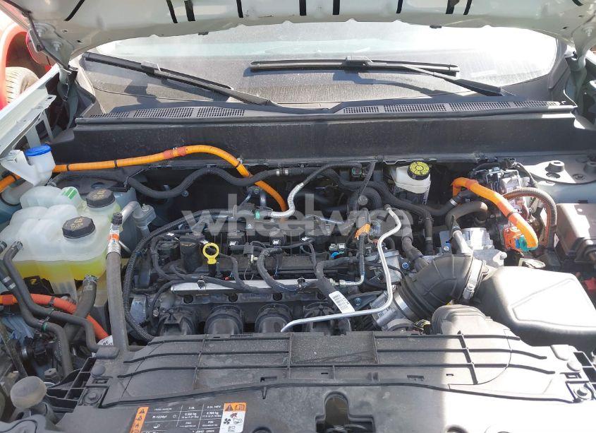 Photo 10 of 2024 Ford Maverick LARIAT (VIN 3FTTW8M39RRB02800)