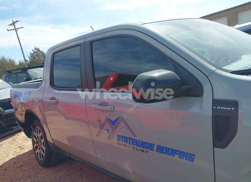 Photo 13 of 2024 Ford Maverick LARIAT (VIN 3FTTW8M39RRB02800)