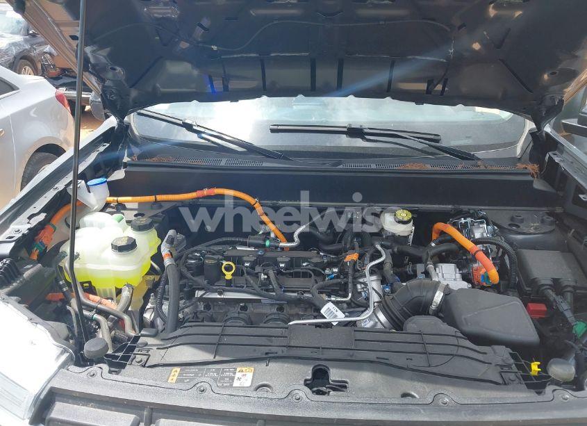 Photo 10 of 2024 Ford Maverick LARIAT (VIN 3FTTW8M3XRRB57465)