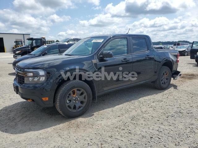 Photo 2 of 2024 FORD MAVERICK LARIAT TREMOR N/A (VIN 3FTTW8R92RRB16972)