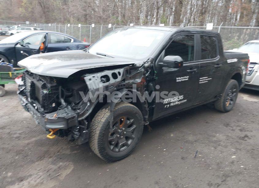 Photo 2 of 2024 Ford Maverick LARIAT (VIN 3FTTW8R97RRA68644)