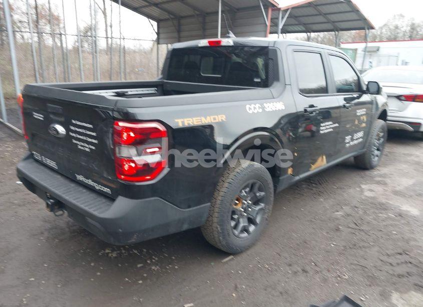 Photo 4 of 2024 Ford Maverick LARIAT (VIN 3FTTW8R97RRA68644)