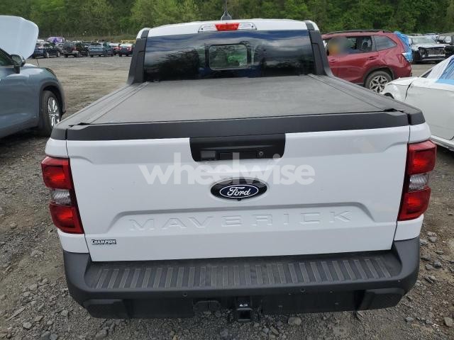 Photo 5 of 2025 FORD MAVERICK LARIAT (VIN 3FTTW8S32SRA38446)