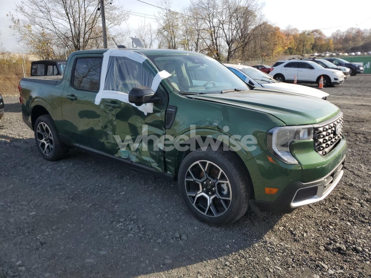Photo 4 of 2025 FORD MAVERICK LARIAT (VIN 3FTTW8S39SRA03337)