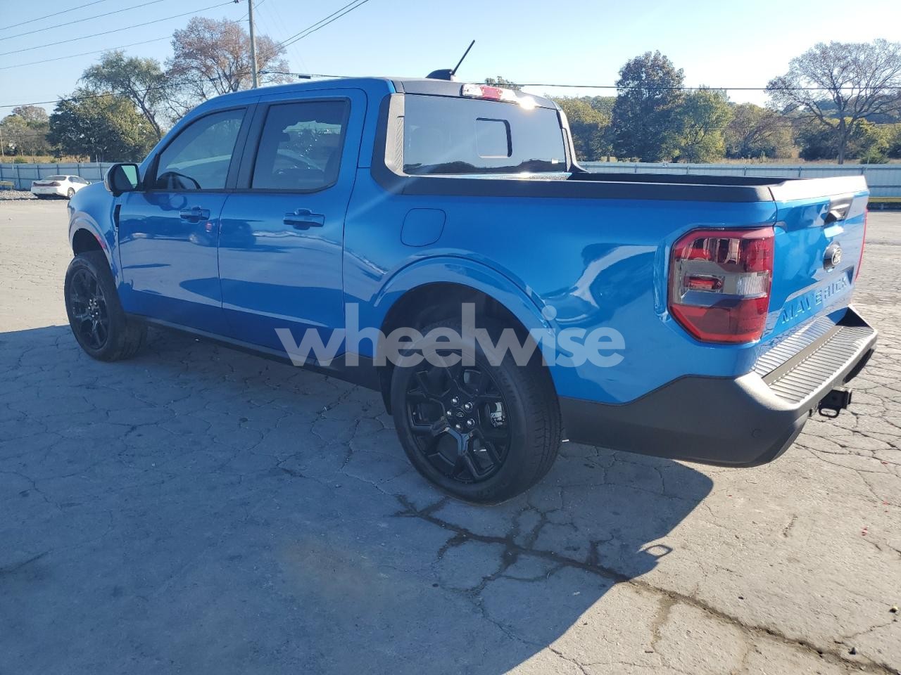 Photo 2 of 2025 FORD MAVERICK LARIAT (VIN 3FTTW8S39SRB17855)