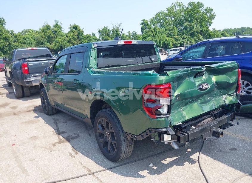 Photo 3 of 2025 Ford Maverick LARIAT (VIN 3FTTW8S3XSRA18798)