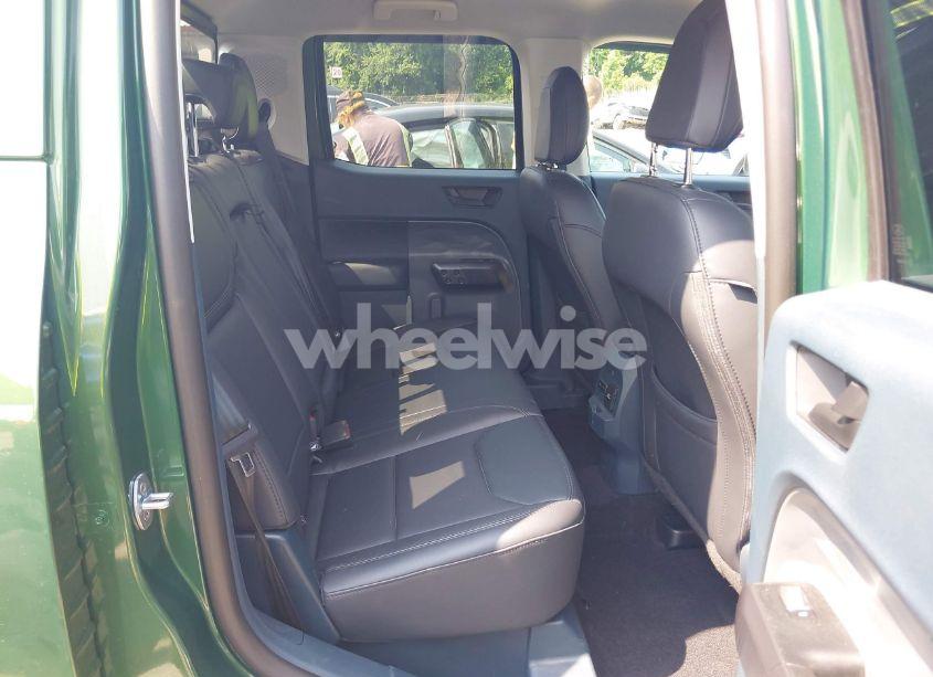 Photo 8 of 2025 Ford Maverick LARIAT (VIN 3FTTW8S3XSRA18798)