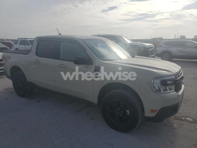 Photo 8 of 2024 FORD MAVERICK LARIAT (VIN 3FTTW8S90RRA82105)