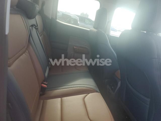 Photo 9 of 2024 FORD MAVERICK LARIAT (VIN 3FTTW8S90RRA82105)