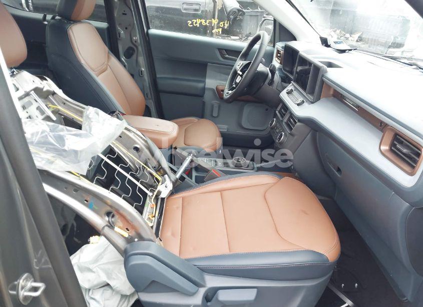 Photo 5 of 2024 Ford Maverick LARIAT (VIN 3FTTW8S91RRB36107)