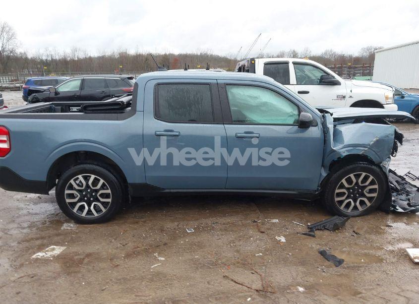 Photo 12 of 2024 Ford Maverick LARIAT (VIN 3FTTW8S94RRB34562)