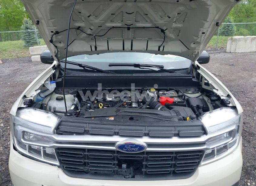 Photo 10 of 2024 Ford Maverick LARIAT (VIN 3FTTW8S96RRB45370)