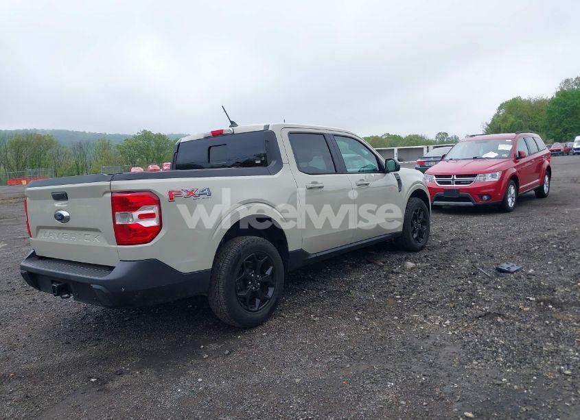 Photo 4 of 2024 Ford Maverick LARIAT (VIN 3FTTW8S96RRB45370)