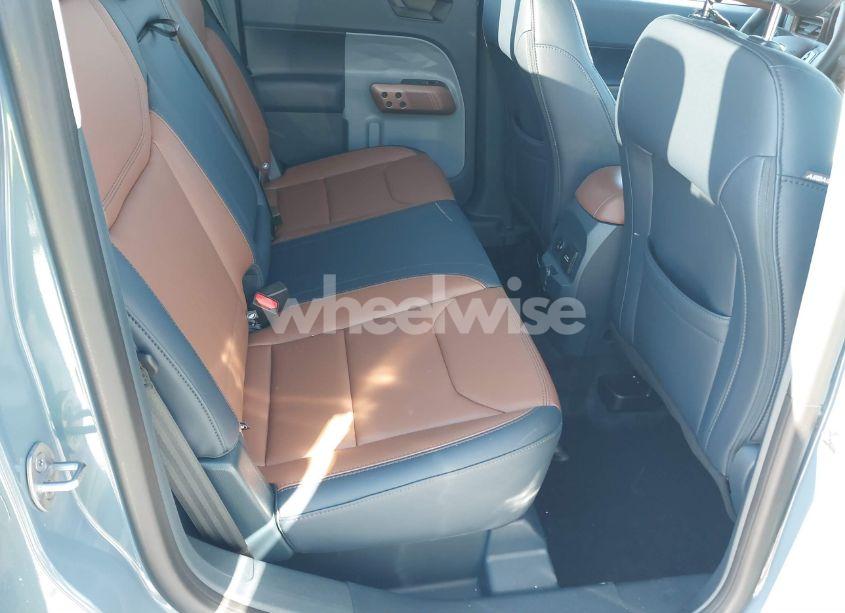 Photo 8 of 2024 Ford Maverick LARIAT (VIN 3FTTW8S97RRA71618)