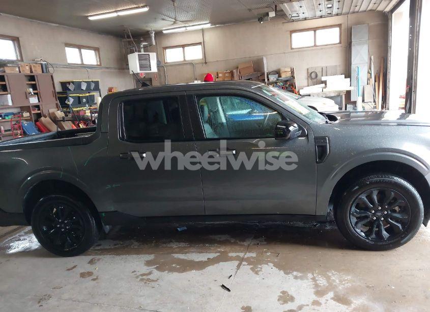 Photo 13 of 2024 Ford Maverick LARIAT (VIN 3FTTW8S98RRB47721)