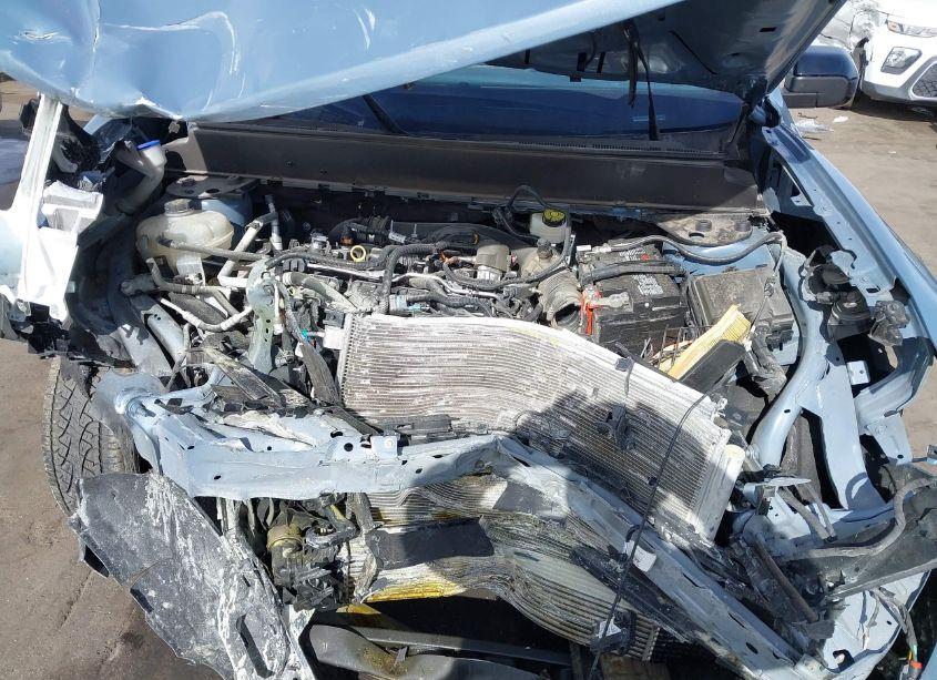 Photo 10 of 2024 Ford Maverick LARIAT (VIN 3FTTW8S99RRA17298)