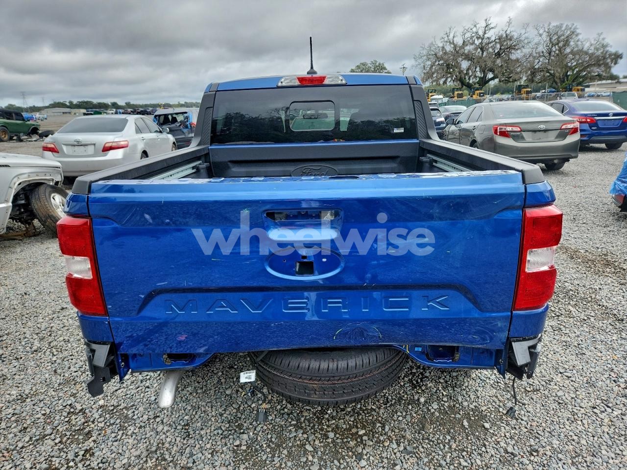 Photo 6 of 2024 FORD MAVERICK LARIAT (VIN 3FTTW8S99RRB45587)