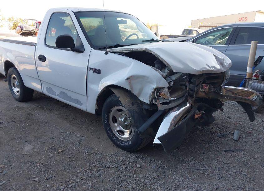 2000 Ford F-150 WORK SERIES/XL/XLT (VIN 3FTZF172XYMA42851) main photo