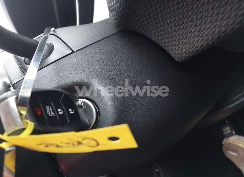 Photo 11 of 2017 Chevrolet Cruze LS AUTO (VIN 3G1BC5SM1HS547028)