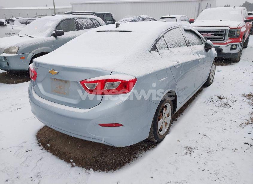Photo 4 of 2017 Chevrolet Cruze LS AUTO (VIN 3G1BC5SM1HS547028)