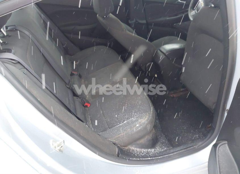 Photo 8 of 2017 Chevrolet Cruze LS AUTO (VIN 3G1BC5SM1HS547028)