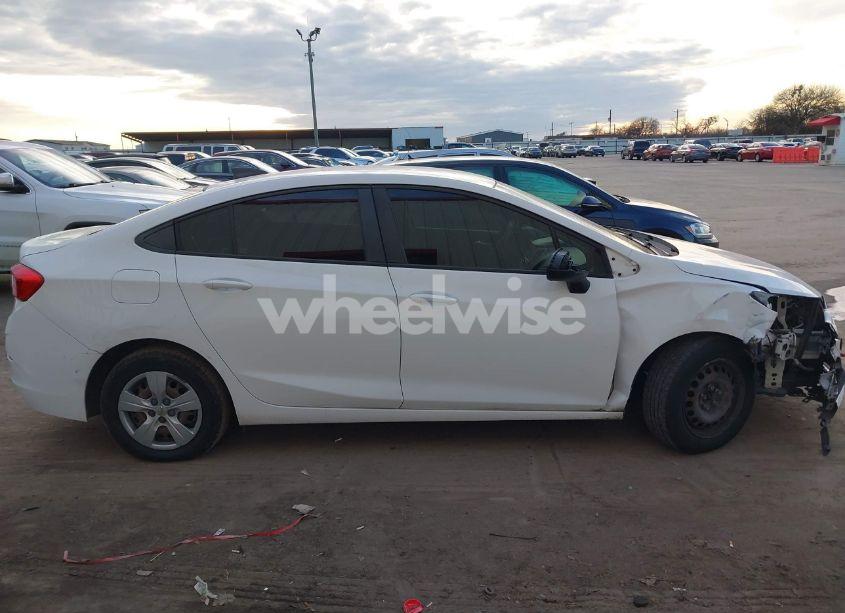 Photo 13 of 2017 Chevrolet Cruze LS AUTO (VIN 3G1BC5SM1HS574195)