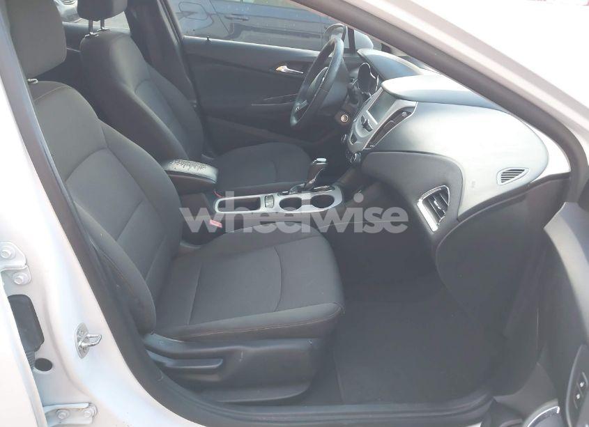 Photo 5 of 2017 Chevrolet Cruze LS AUTO (VIN 3G1BC5SM1HS574195)