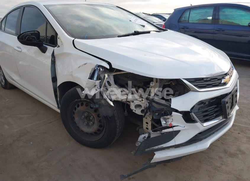 Photo 6 of 2017 Chevrolet Cruze LS AUTO (VIN 3G1BC5SM1HS574195)