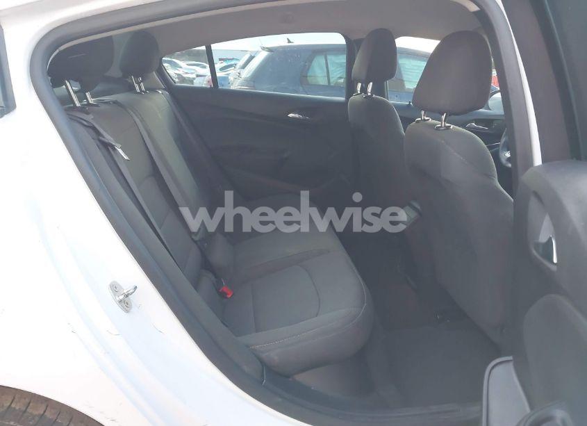 Photo 8 of 2017 Chevrolet Cruze LS AUTO (VIN 3G1BC5SM1HS574195)