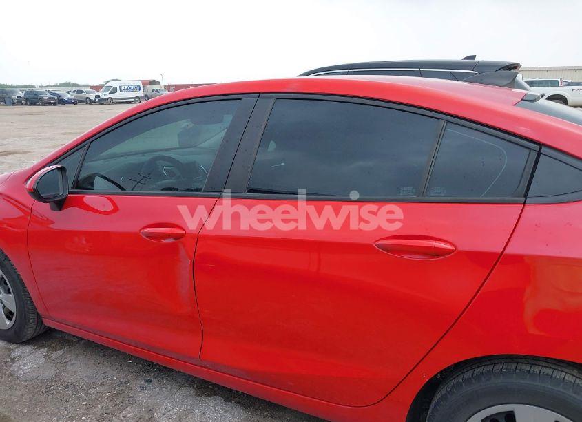 Photo 15 of 2017 Chevrolet Cruze LS AUTO (VIN 3G1BC5SM2HS571080)