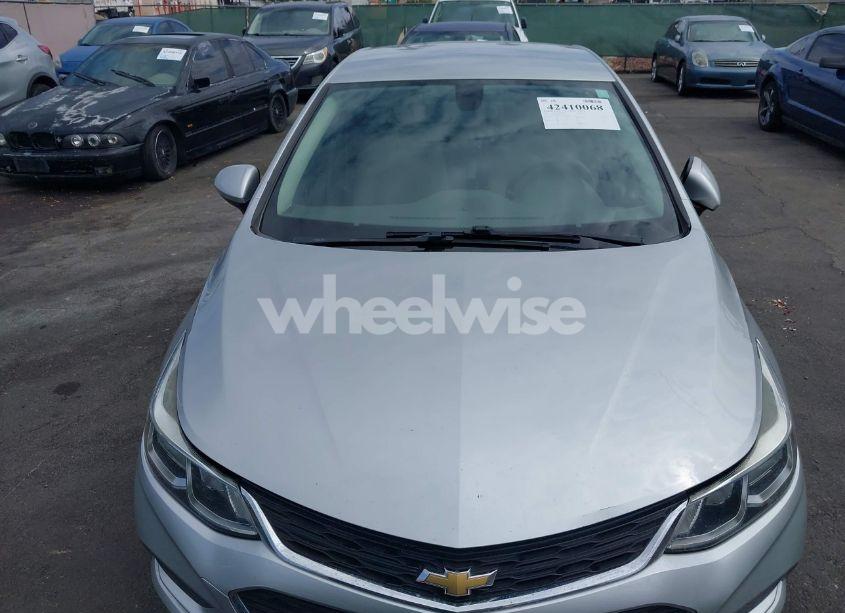 Photo 18 of 2017 Chevrolet Cruze LS AUTO (VIN 3G1BC5SM3HS518730)