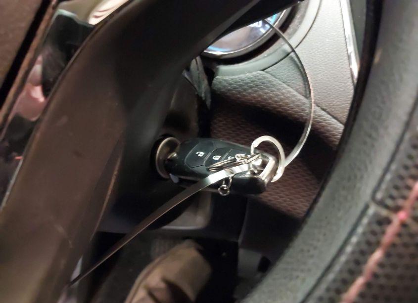 Photo 11 of 2017 Chevrolet Cruze LS AUTO (VIN 3G1BC5SM4HS551221)