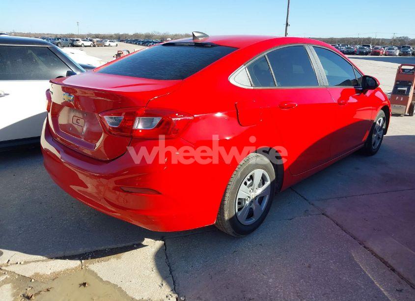 Photo 4 of 2017 Chevrolet Cruze LS AUTO (VIN 3G1BC5SM9HS522264)