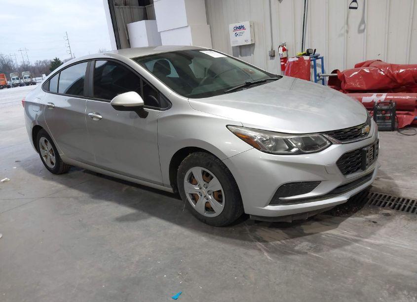 2017 Chevrolet Cruze LS AUTO (VIN 3G1BC5SMXHS563759) main photo